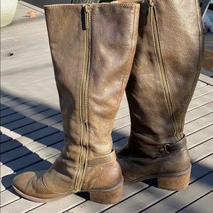 Donald J Pliner army green/brown tall boots